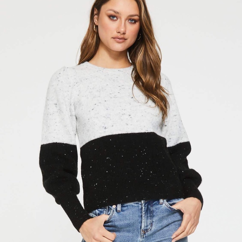 1. STATE Colorblock Puff Sleeve Knit Sweater Black and White Women Small EUC